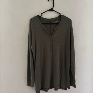 Abercrombie & Fitch Forest Green Long Sleeve Tee